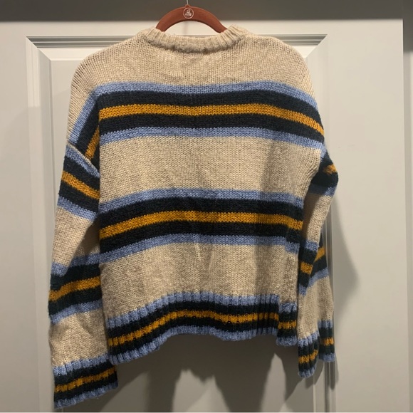 Urban outfitters striped sweaters - Picture 4 of 4